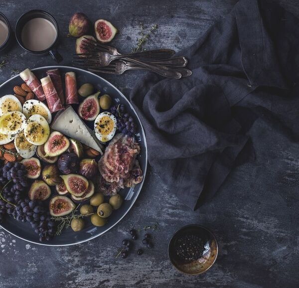 Jednoduchý tanier s čerstvou zeleninou